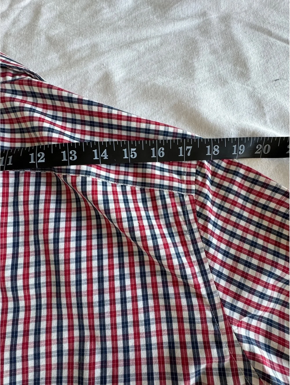 Banana Republic Men’s Check Button Down Navy & Red size Small